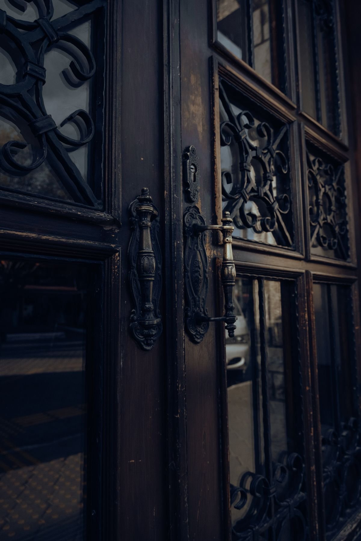 High-security cylinder on a residential door