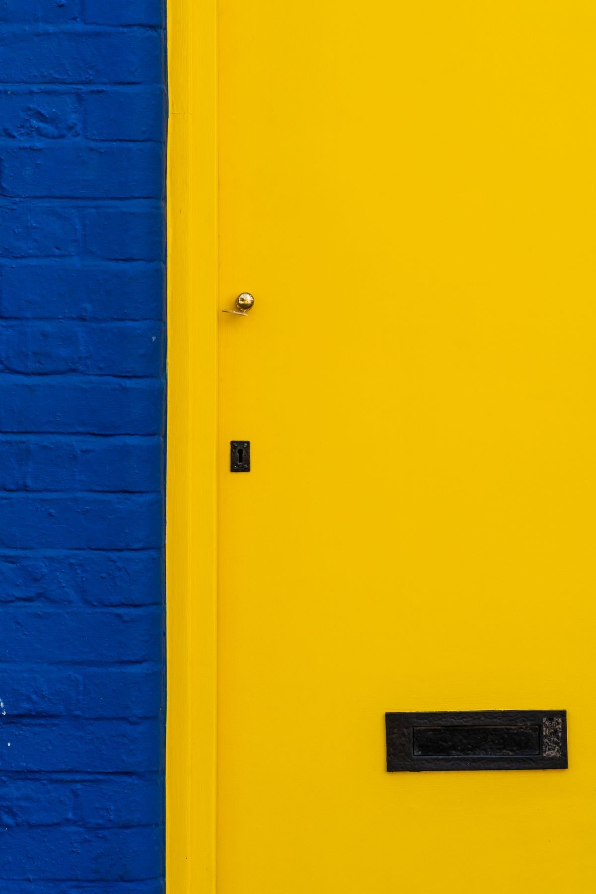 Emergency locksmith in Cobham