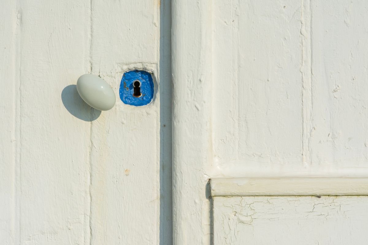 Emergency locksmith in Highgate