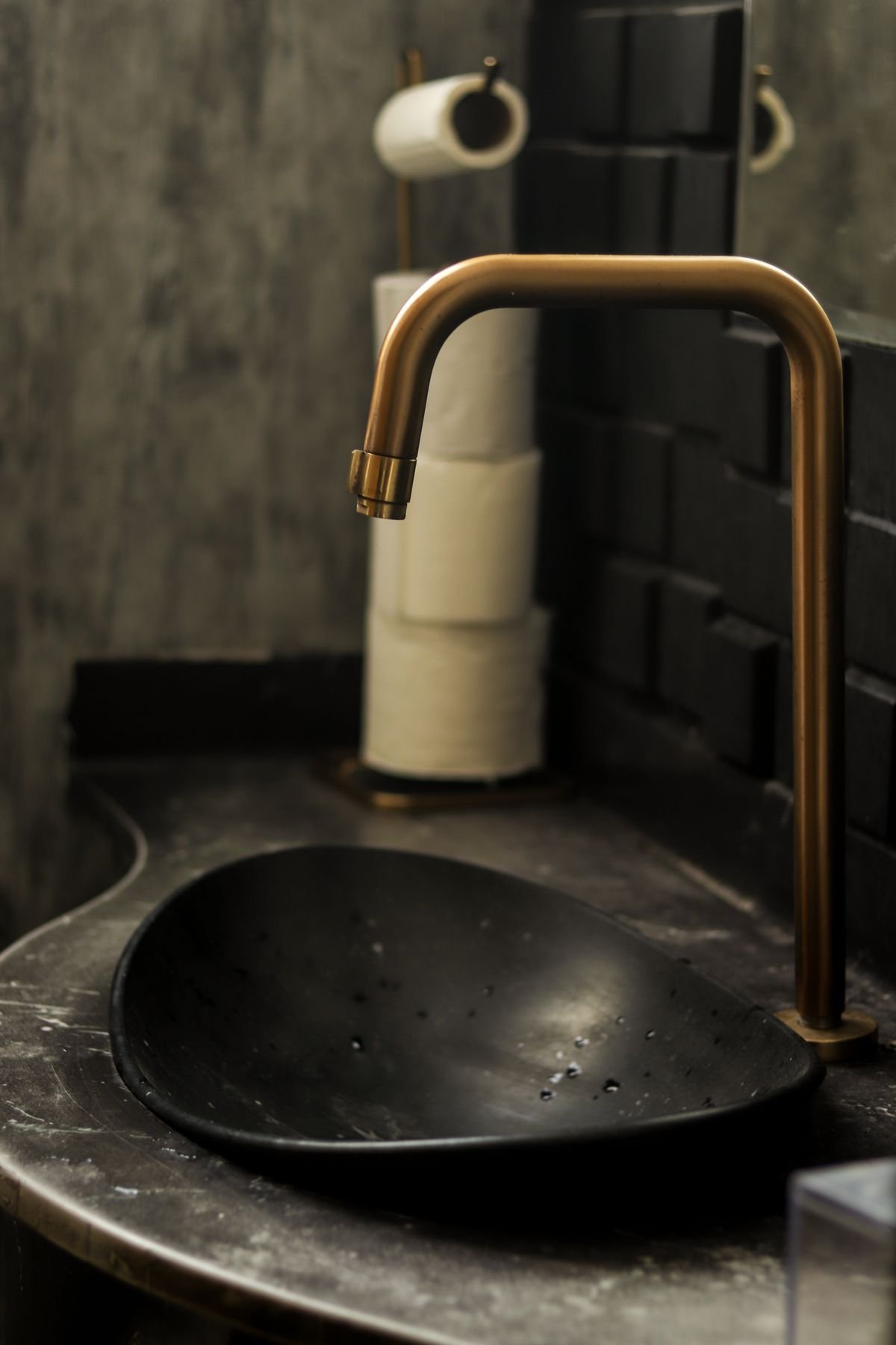 Tap and toilet repair in Guildford