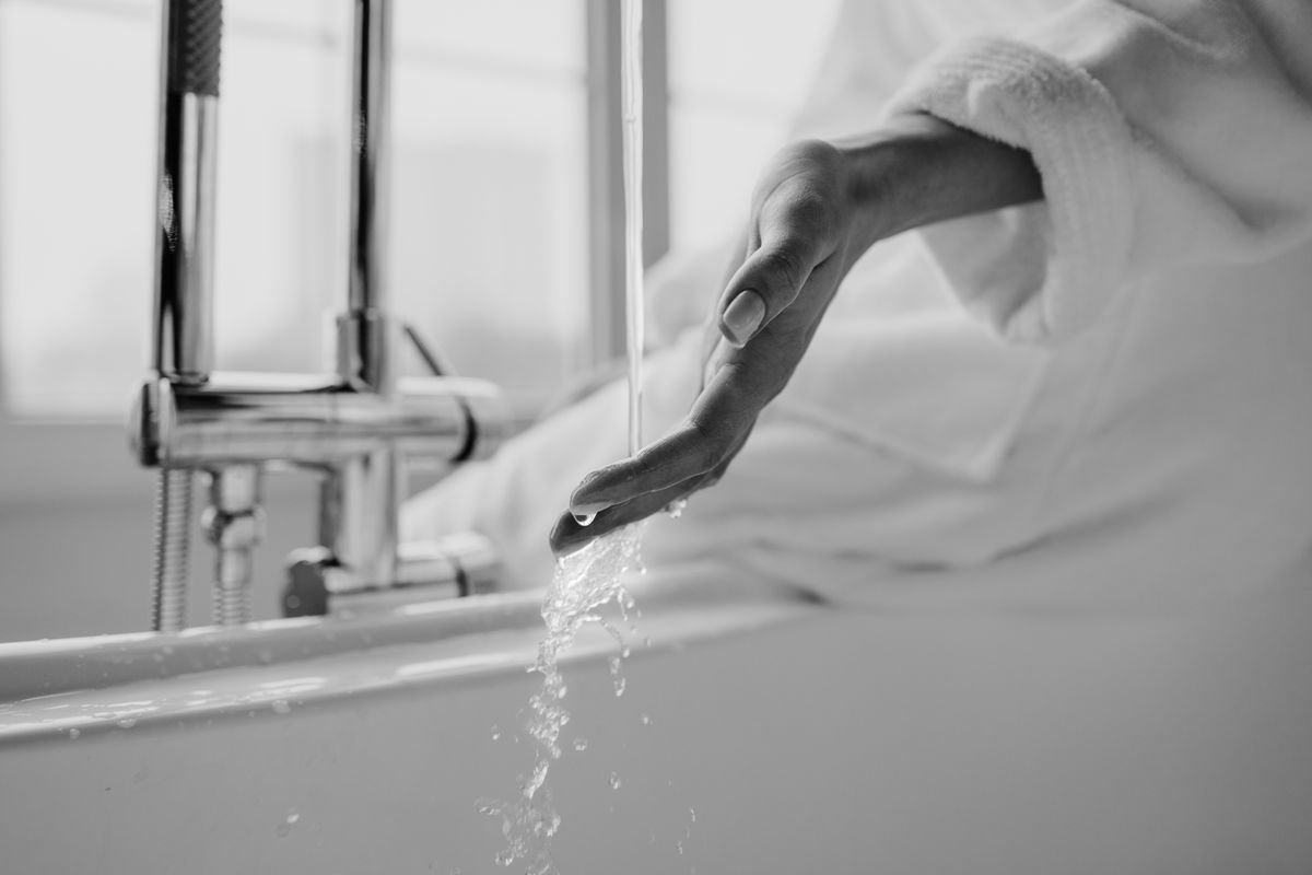 Tap and toilet repair in Newham