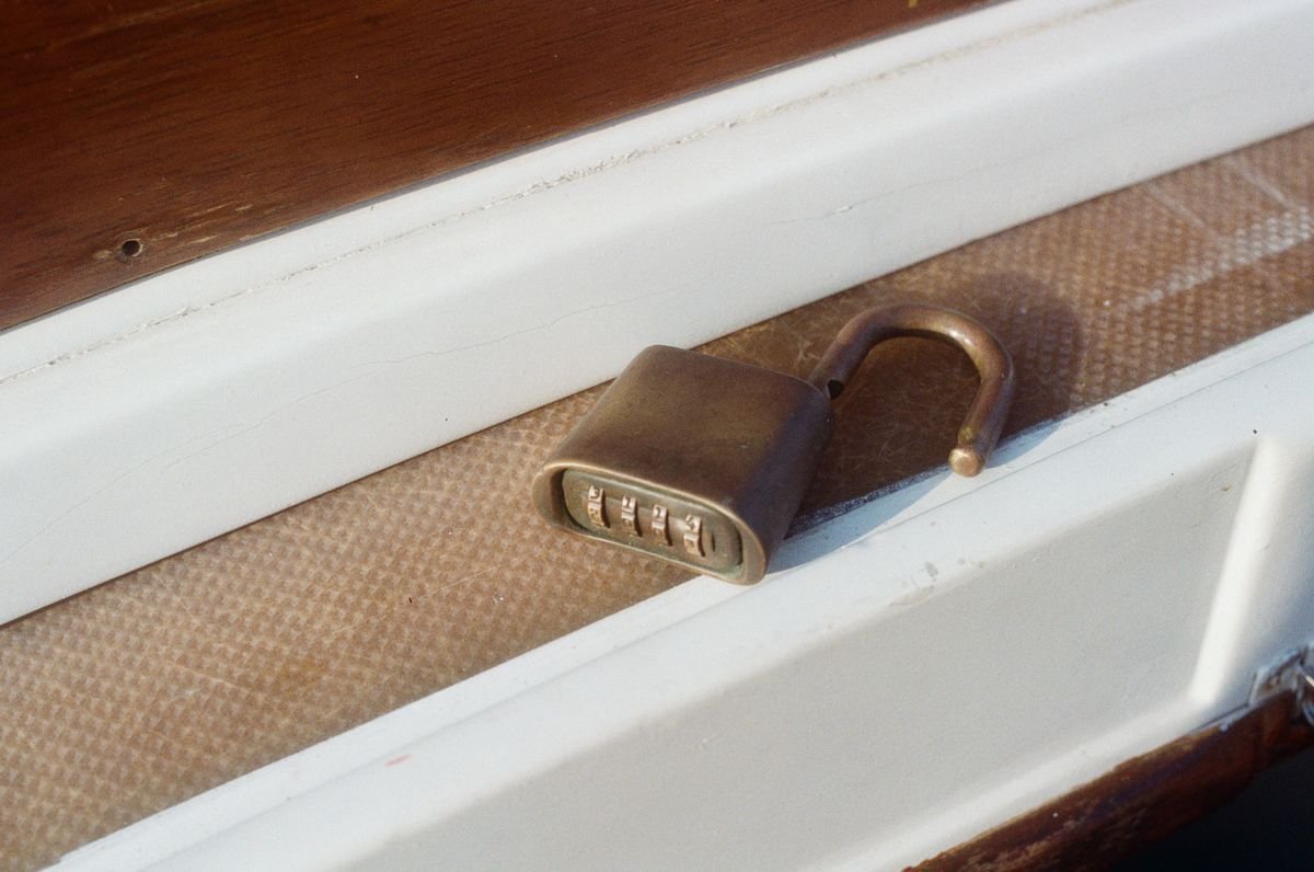 Emergency locksmith in Hackney