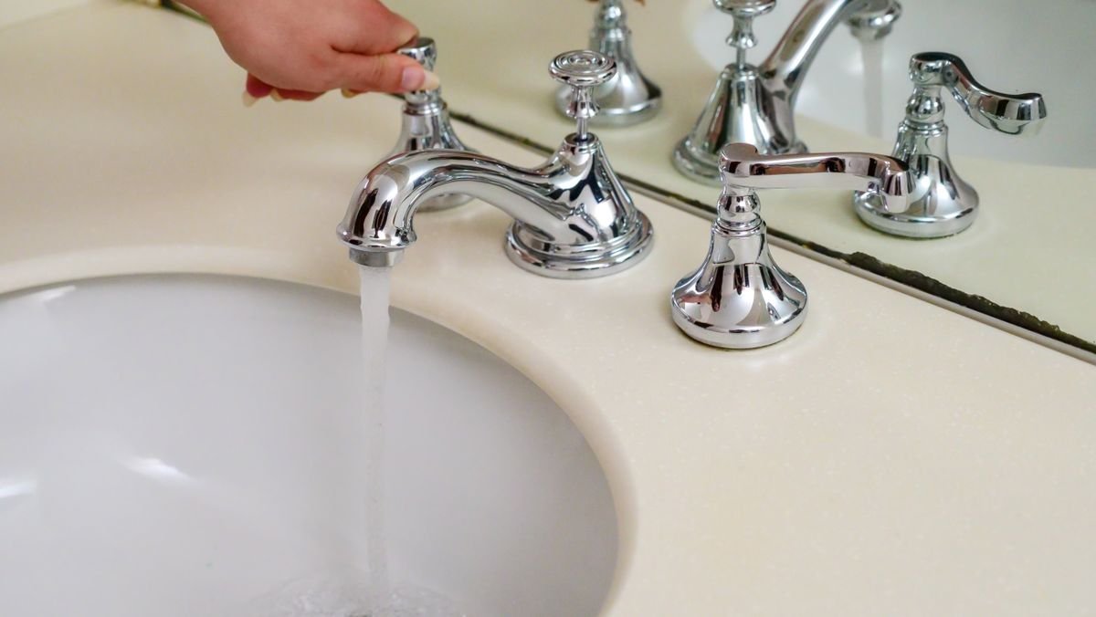 Tap and toilet repair in Chiswick