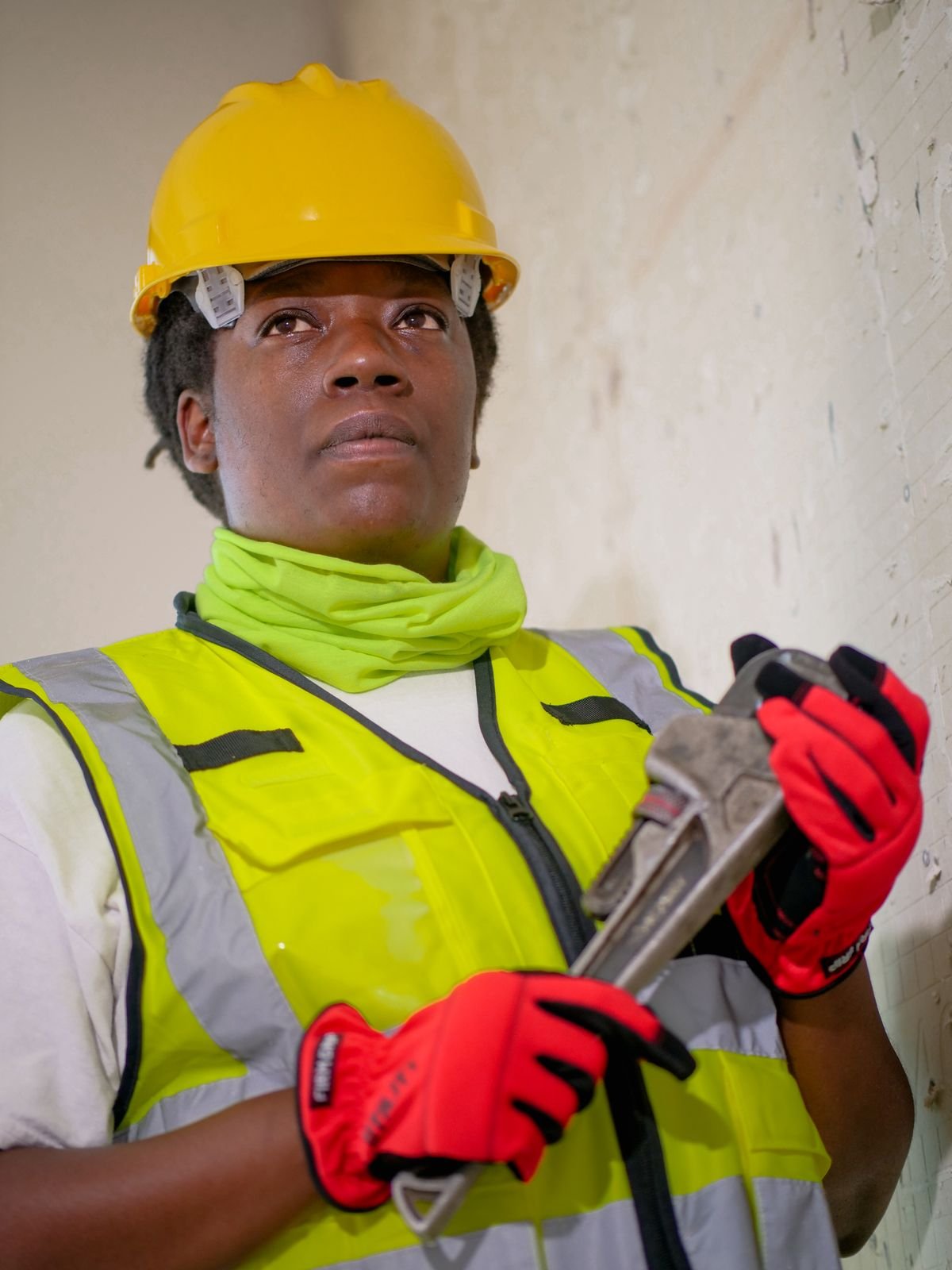 Plumber in Hampstead repairing pipework